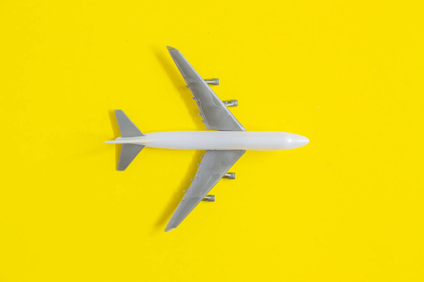 Avion passager moderne
 - Photo, image