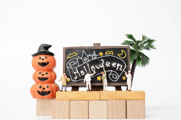 Miniatűr emberek színező Halloween Party kellékek  - Fotó, kép