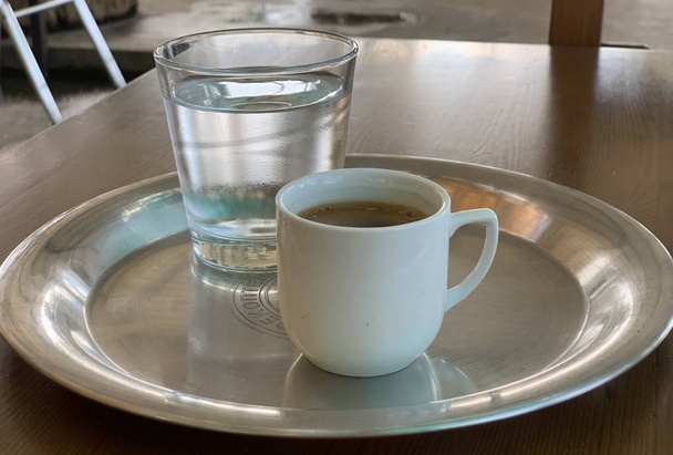 Heure du café Café grec. Une tasse de café cyprus traditionnel
 - Photo, image