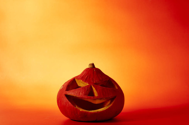 Halloween pumpkin with scary at night - Фото, изображение