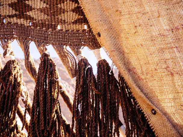 Παραδοσιακή διακόσμηση γιούτα στην είσοδο της Αιγύπτου - Φωτογραφία, εικόνα