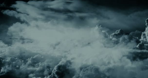 夜の雲の中を飛ぶ - 映像、動画