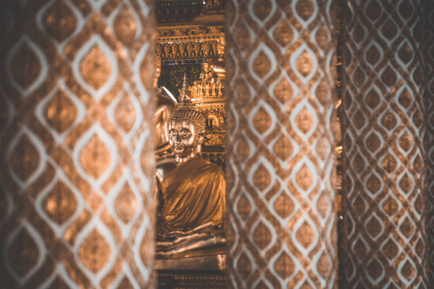 Widok świątyni Ubon Thani we wschodniej Tajlandii - Zdjęcie, obraz