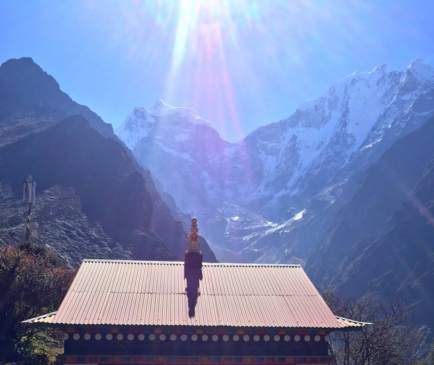 Il più alto monastero buddista del Nepal, Tengboche
 - Foto, immagini