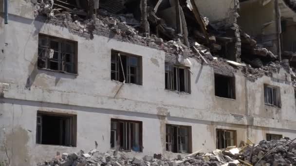 Boş eski bina yıkıldı - Video, Çekim