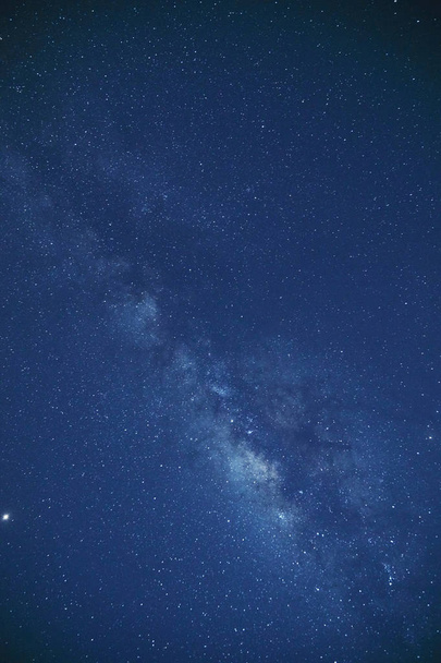 Milchstraßensterne mit dem astronomischen Teleskop fotografiert. meine ast - Foto, Bild