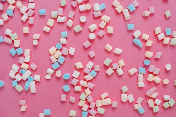 White and pink sweet marshmallow candy ��olorful background - Φωτογραφία, εικόνα