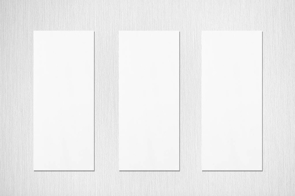 Três maquetes de menu de cartaz de retângulo vertical branco vazio
 - Foto, Imagem