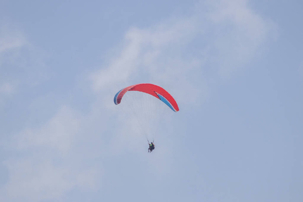 Gleitschirmfliegen in oludeniz, fethiye, Türkei - Foto, Bild