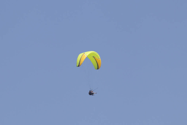 Oludeniz'de Yamaç Paraşütü, Fethiye, Türkiye - Fotoğraf, Görsel