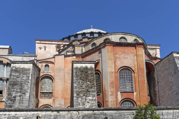 Hagia Sophia Museum in city of Istanbul - Φωτογραφία, εικόνα