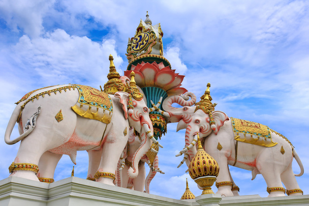 BANGKOK, THAILAND - huhtikuu 15: Wat Phra Kaew Bangkokissa, Thaimaassa
 - Valokuva, kuva