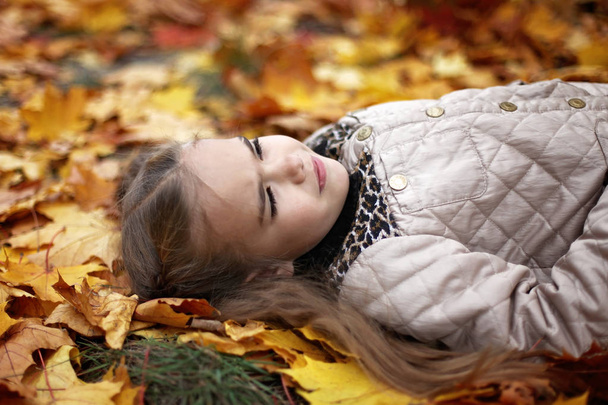 Bellezza e moda autunno sessione
 - Foto, immagini