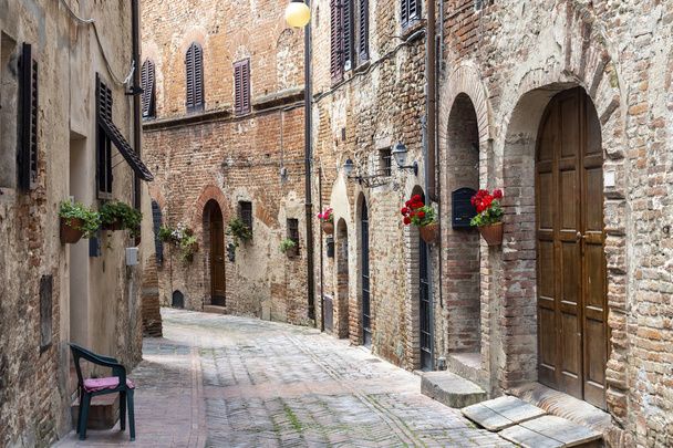 Certaldo, middeleeuwse stad in Toscane - Foto, afbeelding
