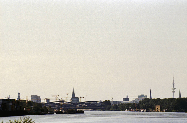 Vista panorámica de la ciudad de Hamburgo
 - Foto, imagen
