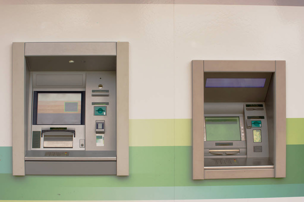 Τραπεζικά μηχανήματα ΑΤΜ - Φωτογραφία, εικόνα