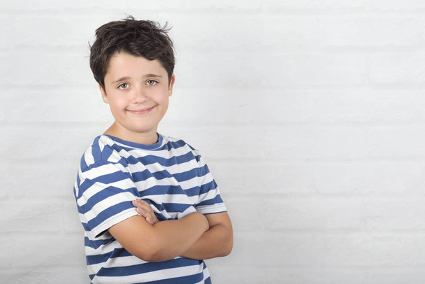 smiling boy with striped shirt - Foto, immagini