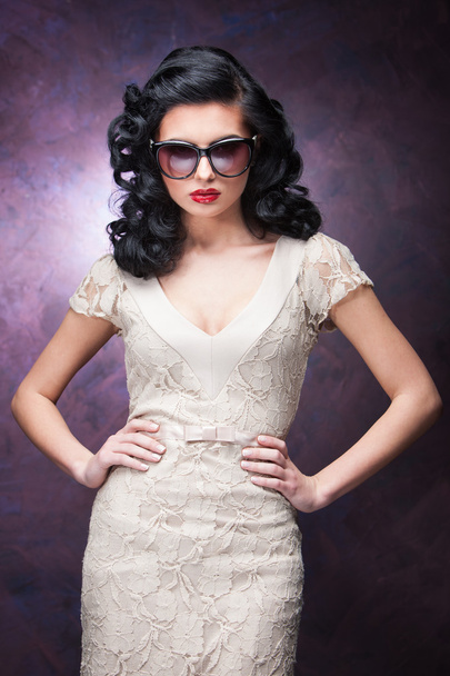 Young beautiful brunette woman wearing glasses - Foto, Bild