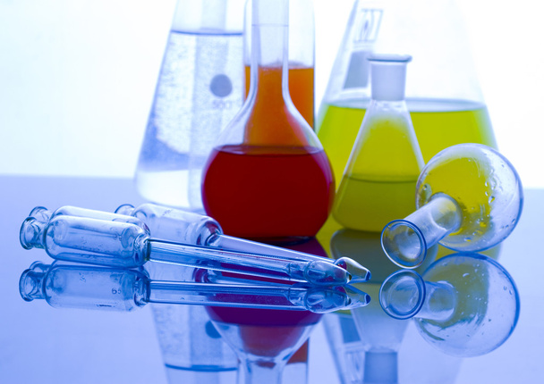 Хімічне обладнання, лабораторний скляний посуд
 - Фото, зображення
