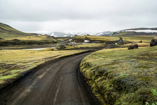Road to Landmanalaugar on highlands of Iceland. - Zdjęcie, obraz