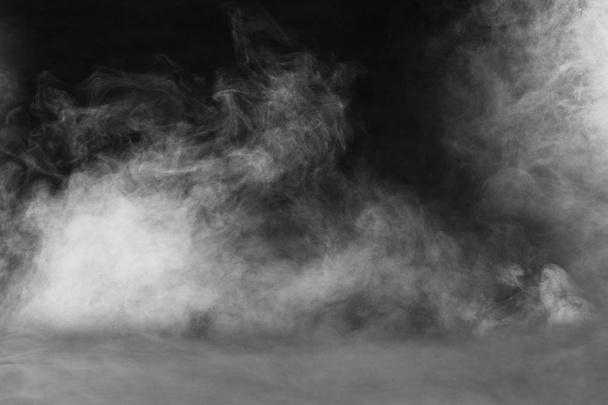 espectacular abstracto humo blanco aislado fondo negro
 - Foto, Imagen