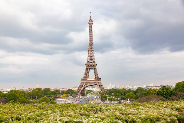 destino romántico Torre Eiffel París, Francia
 - Foto, Imagen