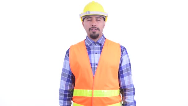Щасливий бородатий Перська людина працівник будівництва розслабляючий з закритими очима - Кадри, відео