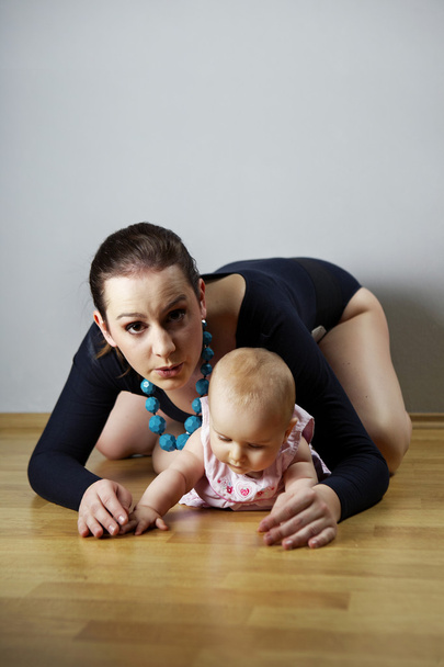 Mother with her baby - Valokuva, kuva