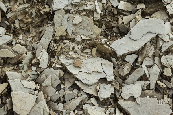 Szare, grube formacje skalne - Zdjęcie, obraz