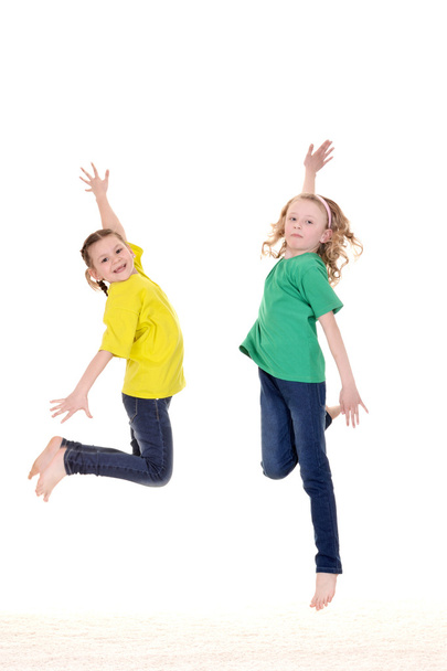 Young girl jumping - Φωτογραφία, εικόνα