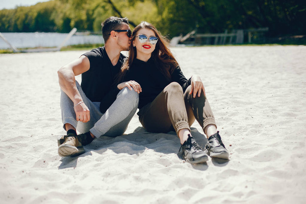 couple in a beach - Фото, зображення