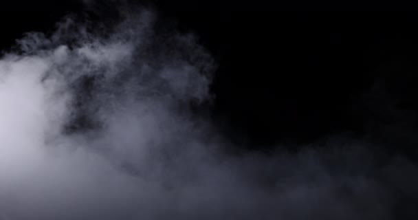 Ρεαλιστικά ξηρά σύννεφα καπνού πάγου ομίχλη - Πλάνα, βίντεο