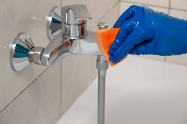 Plumbing fixtures cleaning process from limescale - Photo, Image