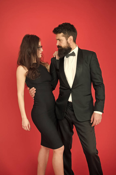 Formal party. love and romance. art experts of bearded man and woman. esthete. Romantic relations. Couple in love on date. Formal couple. fall in love. love desire of stylish couple. Special evening - Foto, afbeelding