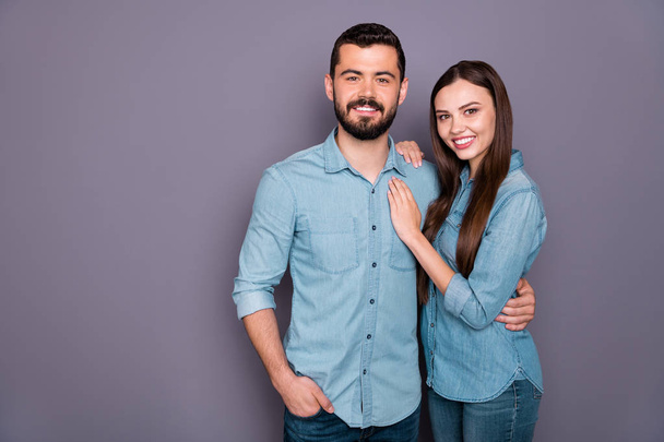 Portrait of his he her she two nice-looking attractive charming lovely careful cheerful cheery person travelers spending time holiday vacation weekend isolated over gray pastel background - Foto, Imagen