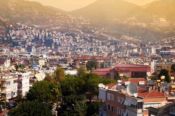 Uitzicht op Alanya vanuit de oude oude stad. Turkije - Foto, afbeelding