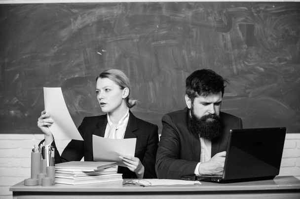 Analyzing strategy. paper work. office life. businessman and secretary. business couple use laptop and document. back to school. Informal education. teacher and student on exam. On the way to success - Fotoğraf, Görsel