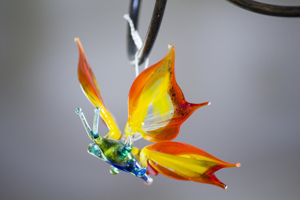 A borboleta de vidro decorativa
 - Foto, Imagem