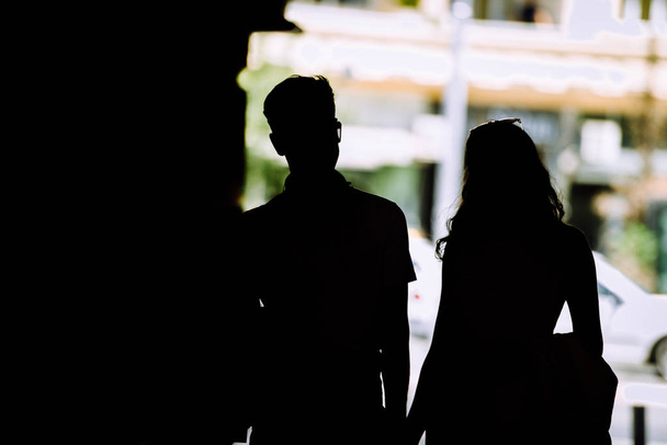 Happy attractive silhouette couple enjoy shopping together - Zdjęcie, obraz