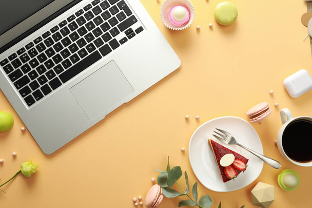 Flat lay composition with laptop on beige background. Food blogger's workplace - Foto, Bild
