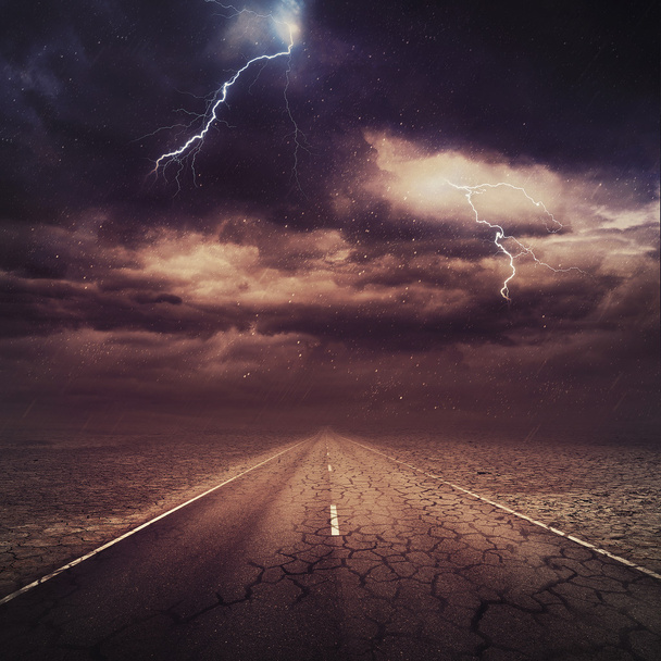 По дороге. Lightning
 - Фото, изображение