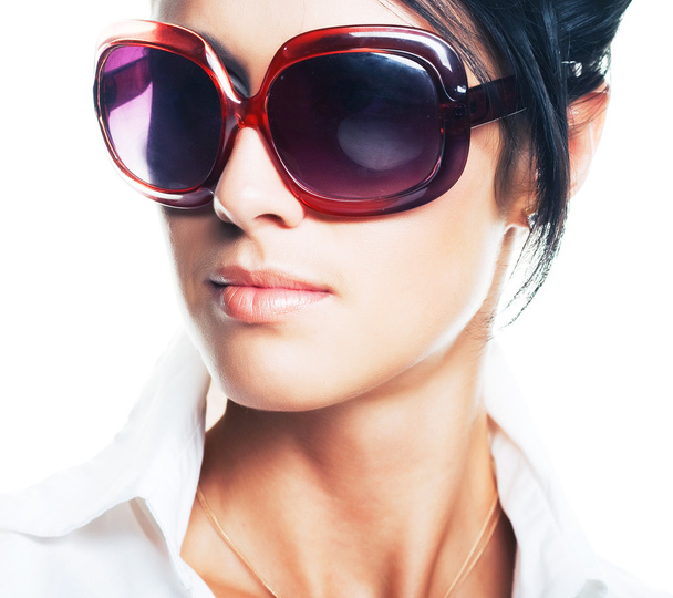 Beautiful fashion woman wearing sunglasses - Фото, изображение