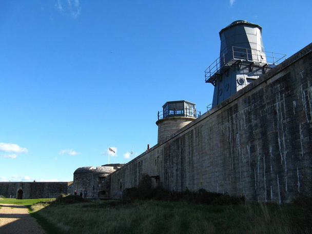 Reino Unido. New Forest. Una fortaleza de artillería HURST CASTLTE construida por Enrique VIII. Fotografiado el 14 de octubre de 2012
. - Foto, Imagen