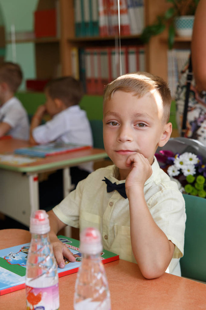 Primary school children - Fotoğraf, Görsel