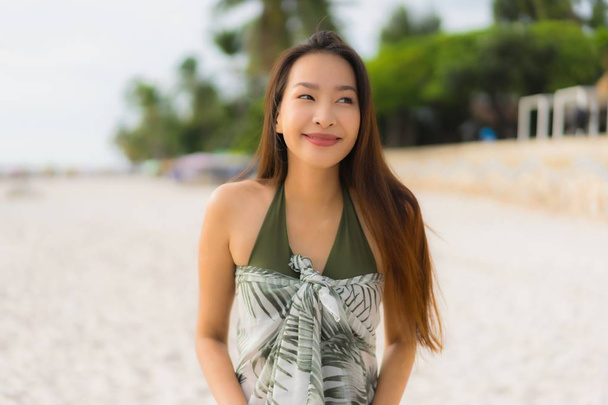 Portrait beautiful asian women happy smile relax on the tropical - 写真・画像