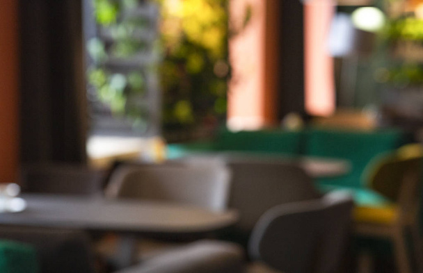 Blured wizerunek przytulnej pustej kawiarni Lounge - Zdjęcie, obraz