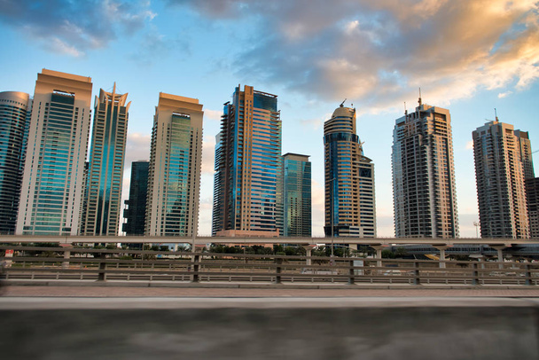Maestosi edifici moderni di Dubai Marina. Emirati Arabi Uniti
, - Foto, immagini