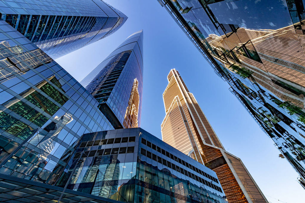 MOSCOW / VENÄJÄ- TOUKOKUU 21 2019 korkeat toimistorakennukset modernissa Moskovan kaupungin liikekeskuksessa
 - Valokuva, kuva