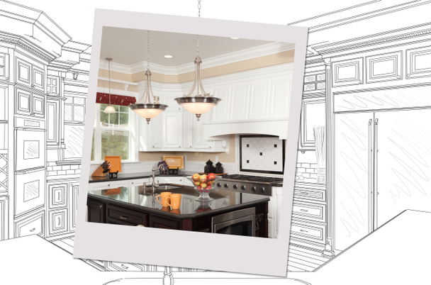 Desenho de cozinha personalizado com moldura de foto contendo construção acabada
. - Foto, Imagem