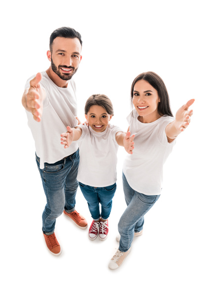 shora pohled na šťastné rodiče a dítě gestikulace izolované na bílém  - Fotografie, Obrázek